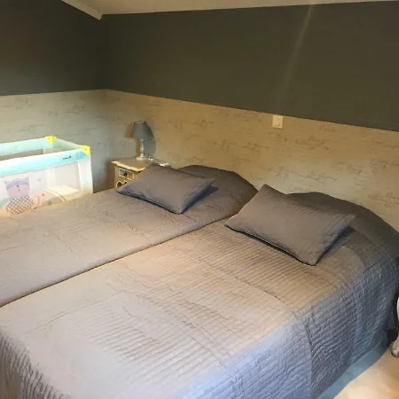 Ferme Simon-jacuzzi Apartman *